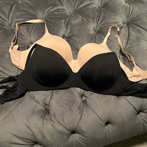 Victoria Secret Brand New comforting bra no wire 34DD